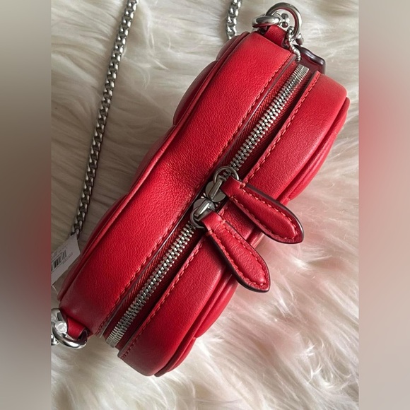 CE766 - Coach Heart Crossbody 14 with Pillow Quilting - Picture 7 of 13